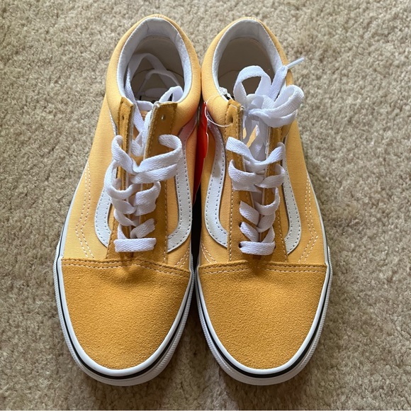 Vans Old Skool Sneakers Flax/True White Women’s 6.5 NWT and Box - Picture 2 of 6